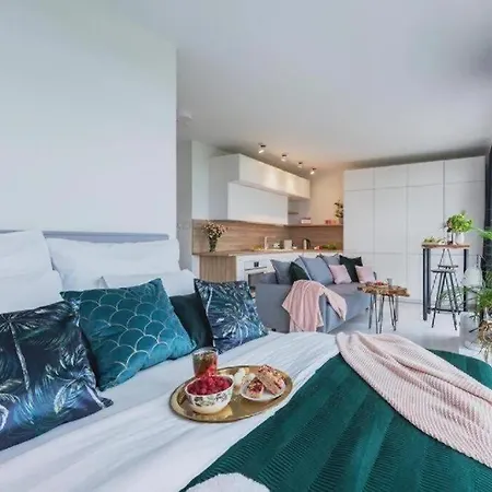 View Center - Slominskiego Apartment